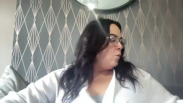 Snapshot of clara_lu chatting on 18, 3, 2025 clara lu online show from 18, 3, 2025