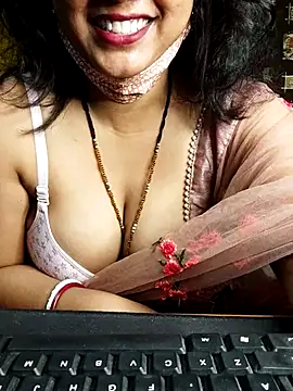Snapshot of natasha_bhabhi chatting on 3, 11, 2025 natasha bhabhi online show from 3, 11, 2025