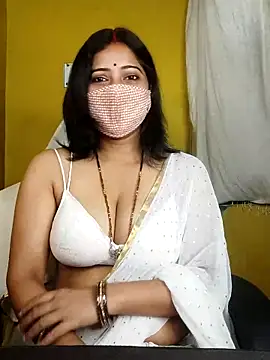 Snapshot of natasha_bhabhi chatting on 14, 5, 2026 natasha bhabhi online show from 14, 5, 2026
