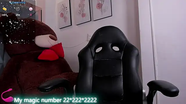 anyi sweet titss online show from 8, 7, 2026