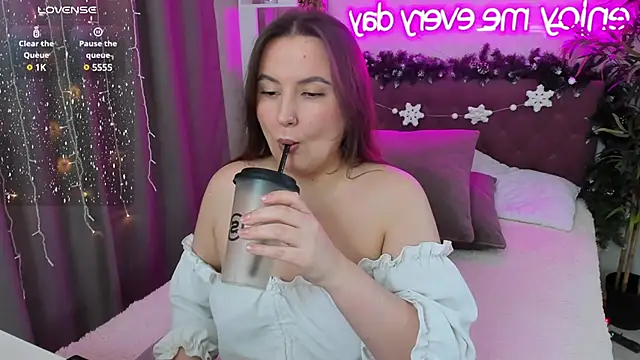 FeralPeach online show from 19, 1, 2025