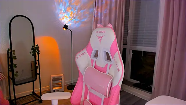 Eva Davi online show from 29, 3, 2026