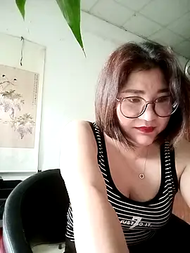 Snapshot of Rose_DiDi chatting on 27, 4, 2026 Rose DiDi online show from 27, 4, 2026