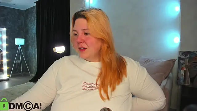 Ruth Oliver online show from 28, 10, 2025