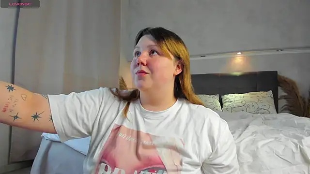 Snapshot of Ruth_Oliver chatting on 19, 4, 2026 Ruth Oliver online show from 19, 4, 2026