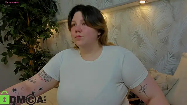 Snapshot of Ruth_Oliver chatting on 2, 7, 2026 Ruth Oliver online show from 2, 7, 2026