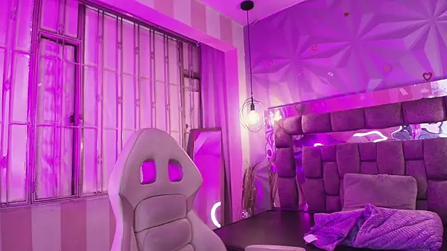Snapshot of Queen_perla_ chatting on 11, 5, 2026 Queen perla online show from 11, 5, 2026