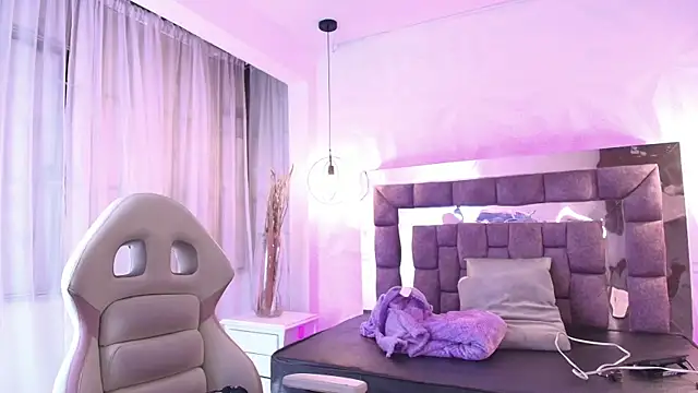 Snapshot of Queen_perla_ chatting on 1, 6, 2026 Queen perla online show from 1, 6, 2026
