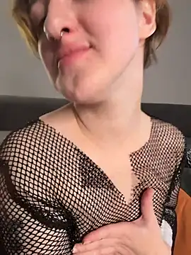 pink8ty online show from 14, 11, 2025