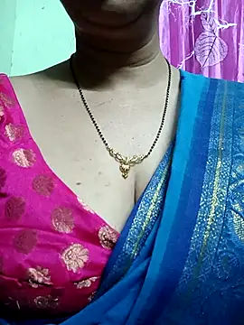 Rosy-B online show from 8, 4, 2026