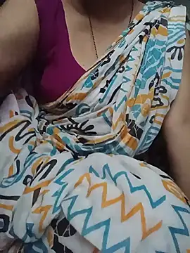 Snapshot of Rosy-B chatting on 5, 6, 2026 Rosy-B online show from 5, 6, 2026