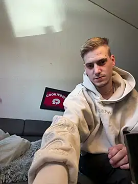 Cookieboy88 online show from 8, 4, 2026