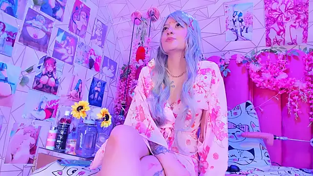 Alicebenett online show from 18, 9, 2025