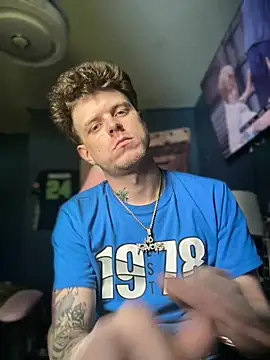 Snapshot of traejddd chatting on 15, 6, 2026 traejddd online show from 15, 6, 2026