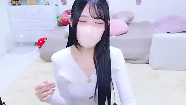 Snapshot of Suzu_ch_xx chatting on 28, 4, 2026 Suzu ch xx online show from 28, 4, 2026