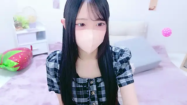 Snapshot of Suzu_ch_xx chatting on 14, 5, 2026 Suzu ch xx online show from 14, 5, 2026