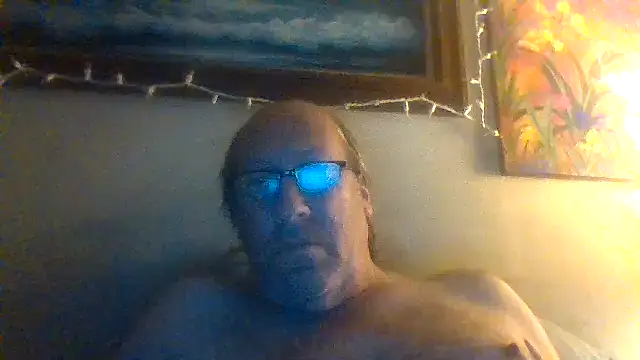 Snapshot of hornyrich69 chatting on 13, 1, 2025 hornyrich69 online show from 13, 1, 2025