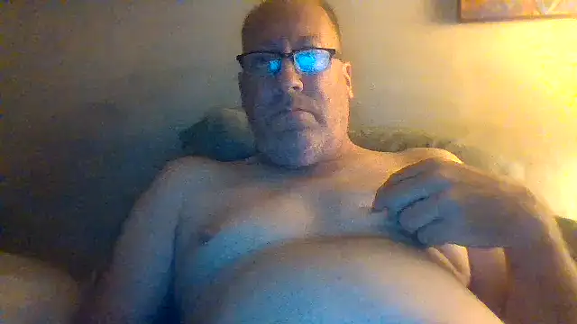 Snapshot of hornyrich69 chatting on 7, 3, 2025 hornyrich69 online show from 7, 3, 2025