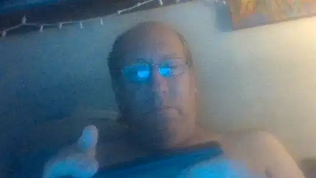 Snapshot of hornyrich69 chatting on 12, 10, 2025 hornyrich69 online show from 12, 10, 2025