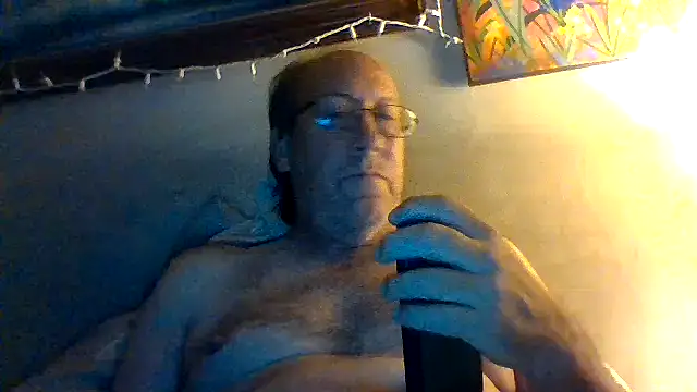 Snapshot of hornyrich69 chatting on 29, 6, 2026 hornyrich69 online show from 29, 6, 2026