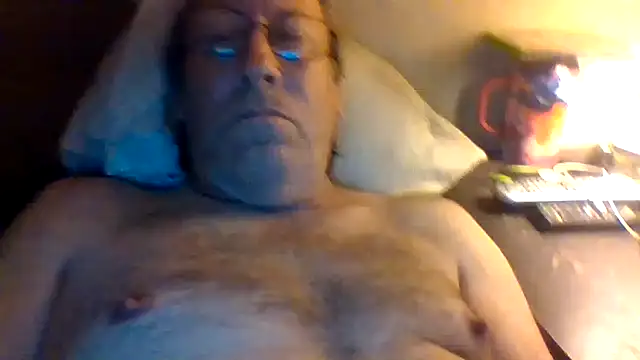 Snapshot of hornyrich69 chatting on 8, 7, 2026 hornyrich69 online show from 8, 7, 2026
