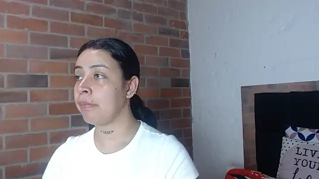 salome  hills1 online show from 19, 4, 2026