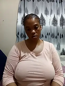 Snapshot of FreakyAngel3X chatting on 8, 4, 2026 FreakyAngel3X online show from 8, 4, 2026