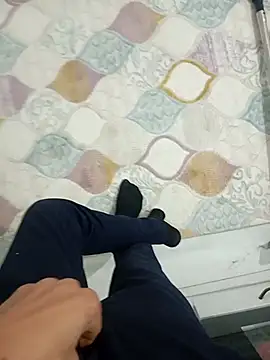 Kurtsikicixh online show from 31, 10, 2025