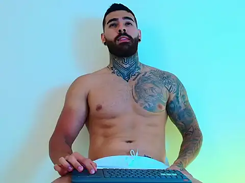 Snapshot of silvano_torres chatting on 5, 3, 2026 silvano torres online show from 5, 3, 2026