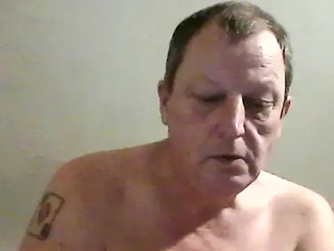 Snapshot of chubbybear2cum chatting on 10, 12, 2024 chubbybear2cum online show from 10, 12, 2024