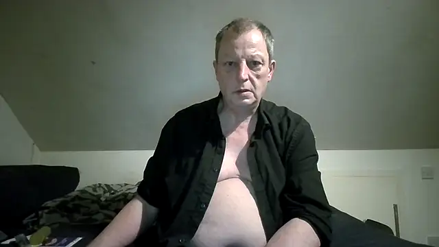 chubbybear2cum online show from 11, 4, 2026