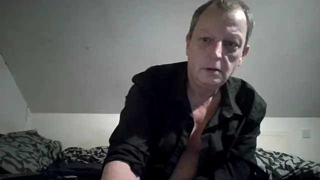 Snapshot of chubbybear2cum chatting on 15, 5, 2026 chubbybear2cum online show from 15, 5, 2026