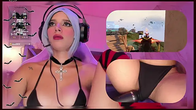 Snapshot of SweetieCloe_ chatting on 17, 11, 2025 SweetieCloe online show from 17, 11, 2025