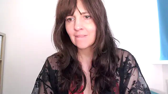 Snapshot of Ella_Next_Door chatting on 23, 2, 2026 Ella Next Door online show from 23, 2, 2026