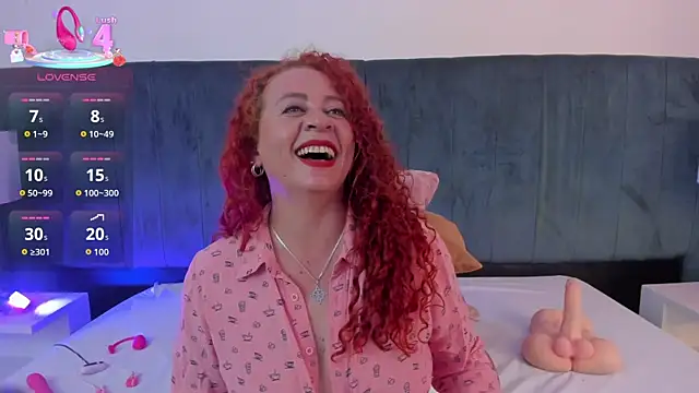 Snapshot of ChannelFox__ chatting on 18, 4, 2026 ChannelFox online show from 18, 4, 2026