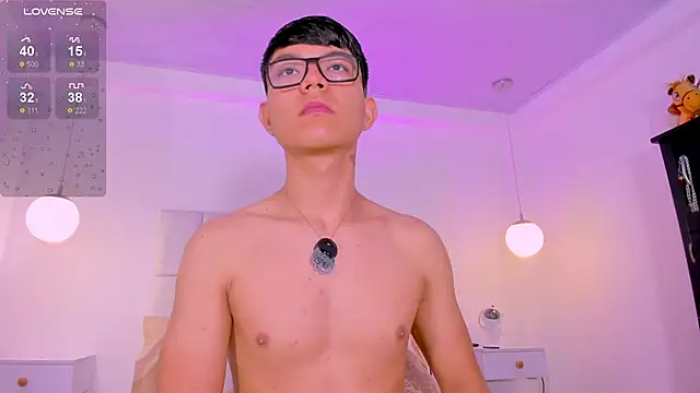 Snapshot of CodyTwink chatting on 1, 6, 2026 CodyTwink online show from 1, 6, 2026