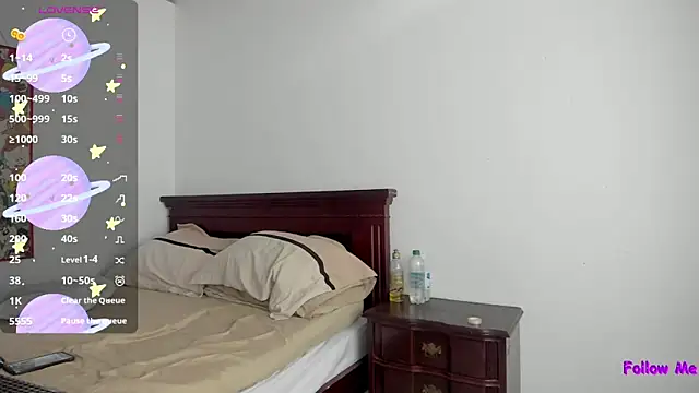 cherrycurvyyy online show from 25, 2, 2026