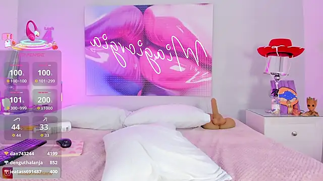 Miagiorgia  online show from 5, 12, 2025