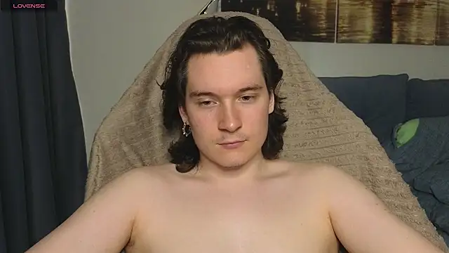 Snapshot of MoreRealAlex chatting on 19, 7, 2026 MoreRealAlex online show from 19, 7, 2026