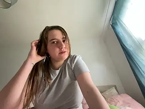 Snapshot of EvieRoseex chatting on 31, 10, 2025 EvieRoseex online show from 31, 10, 2025