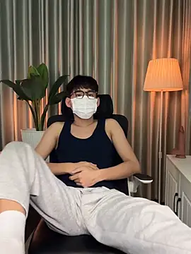 MinhTuanLive online show from 28, 4, 2026