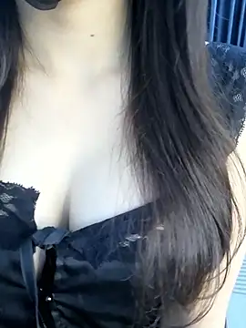 Snapshot of _Linez_ chatting on 10, 1, 2026 Linez online show from 10, 1, 2026