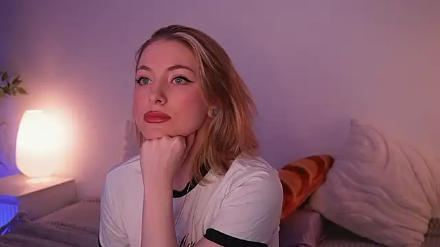 Snapshot of kris69kiss chatting on 6, 2, 2026 kris69kiss online show from 6, 2, 2026