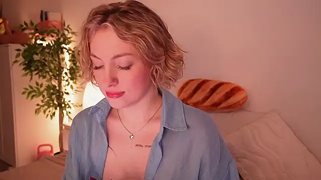 kris69kiss online show from 13, 3, 2026