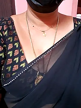 ananya956 online show from 2, 11, 2025