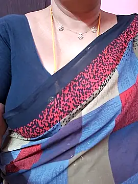 Snapshot of ananya956 chatting on 18, 6, 2026 ananya956 online show from 18, 6, 2026