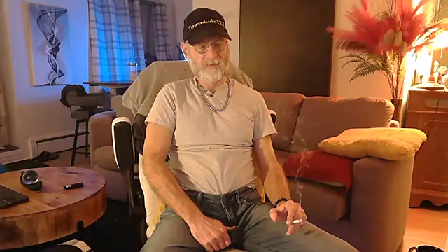 Towndude123 online show from 24, 2, 2025