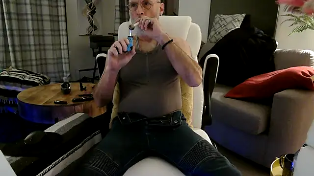 Towndude123 online show from 23, 3, 2025