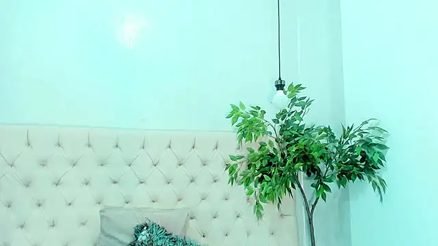 Victoria Coleman online show from 24, 1, 2025