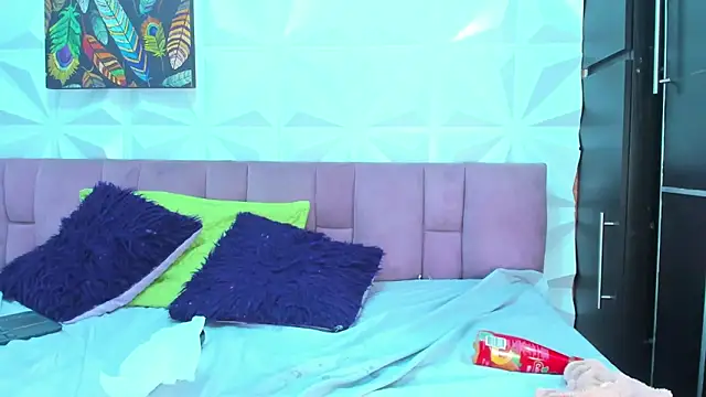 Victoria Coleman online show from 7, 2, 2025